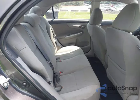 2013 Toyota Corolla L/Le/Le Special Edition/S/S Special Edition z USA, uszkodzony, nr VIN 5YFBU4EE1DP194770